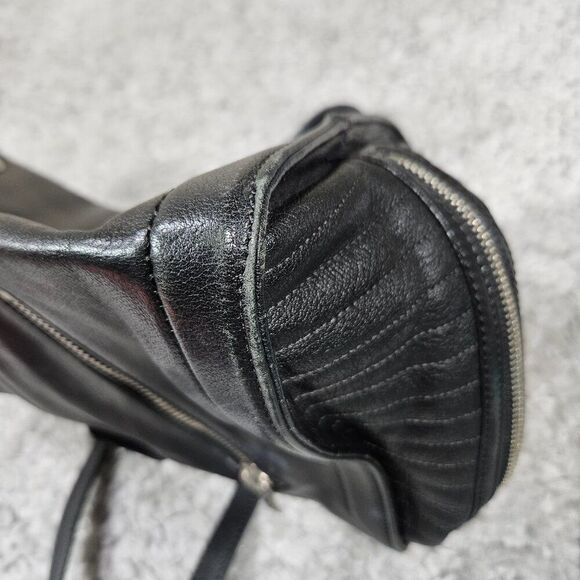 READ Alexander McQueen Leather Skull Padlock Zip Around Biker Bag Black - Picture 7 of 16